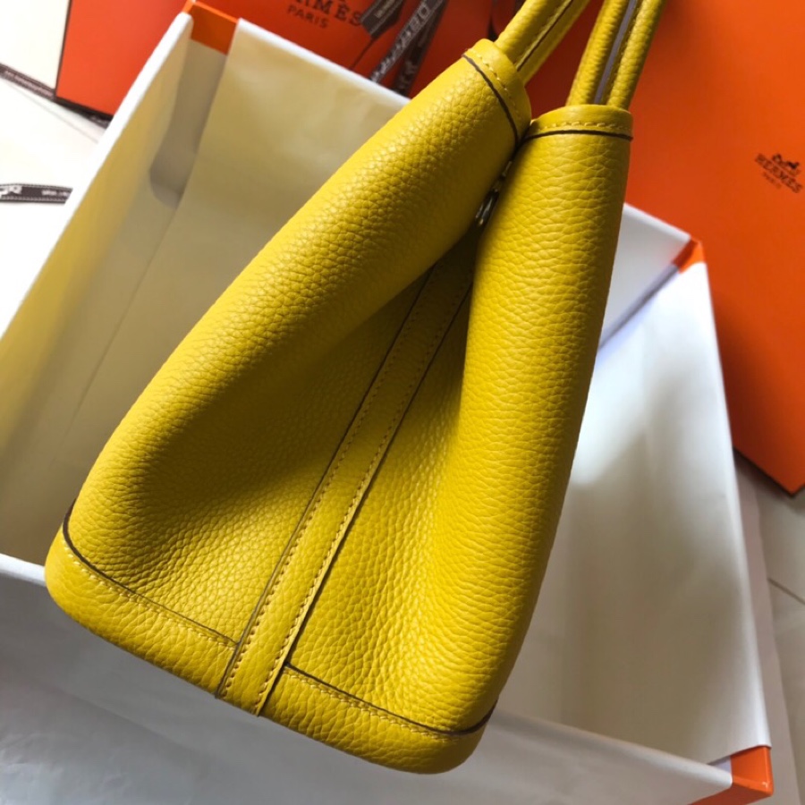 Hermes Garden Party 36cm Tote Handbag In Yellow Clemence Leather